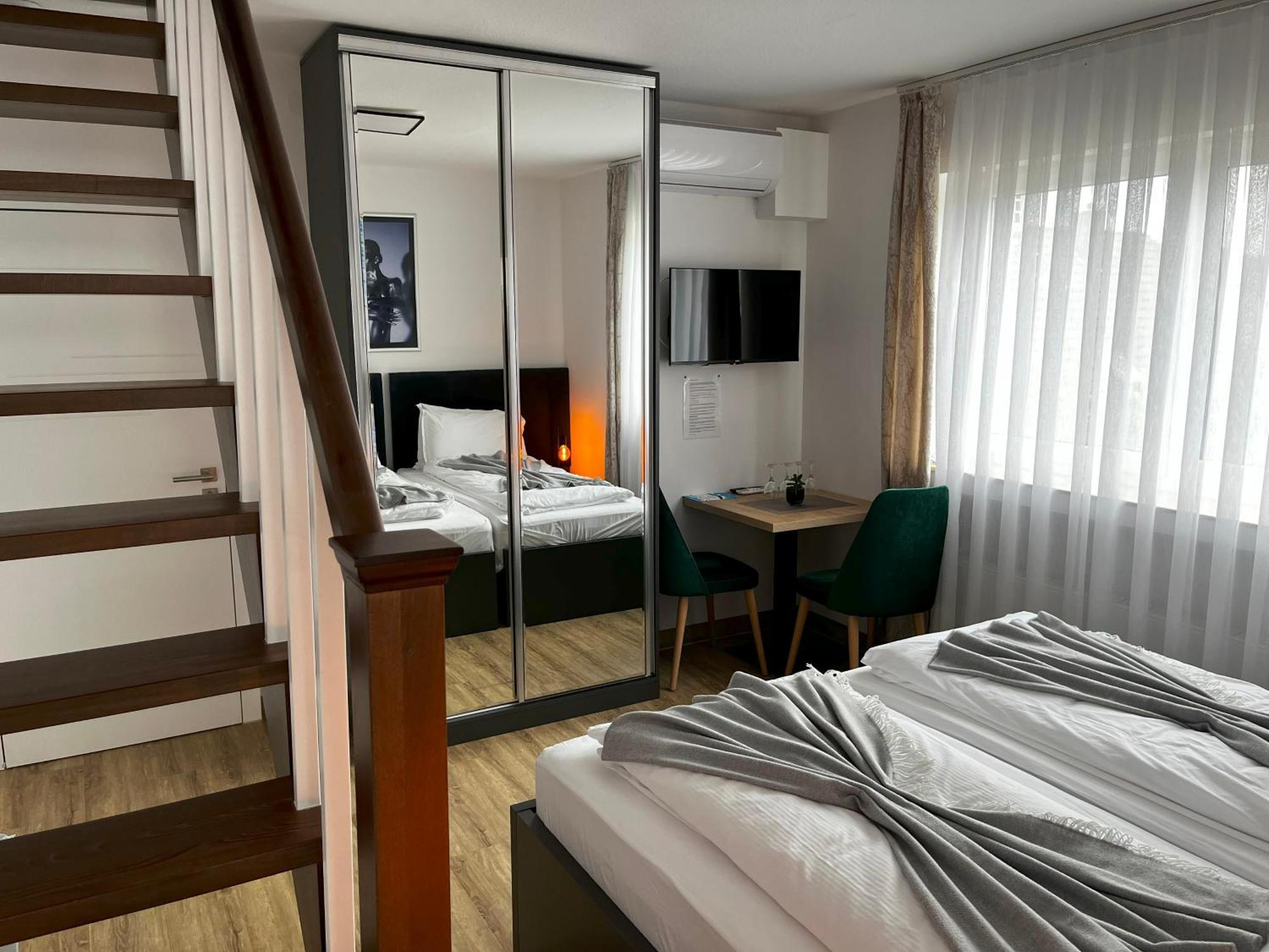 Haven Hotels - Hotel Dona Bergisch Gladbach Extérieur photo