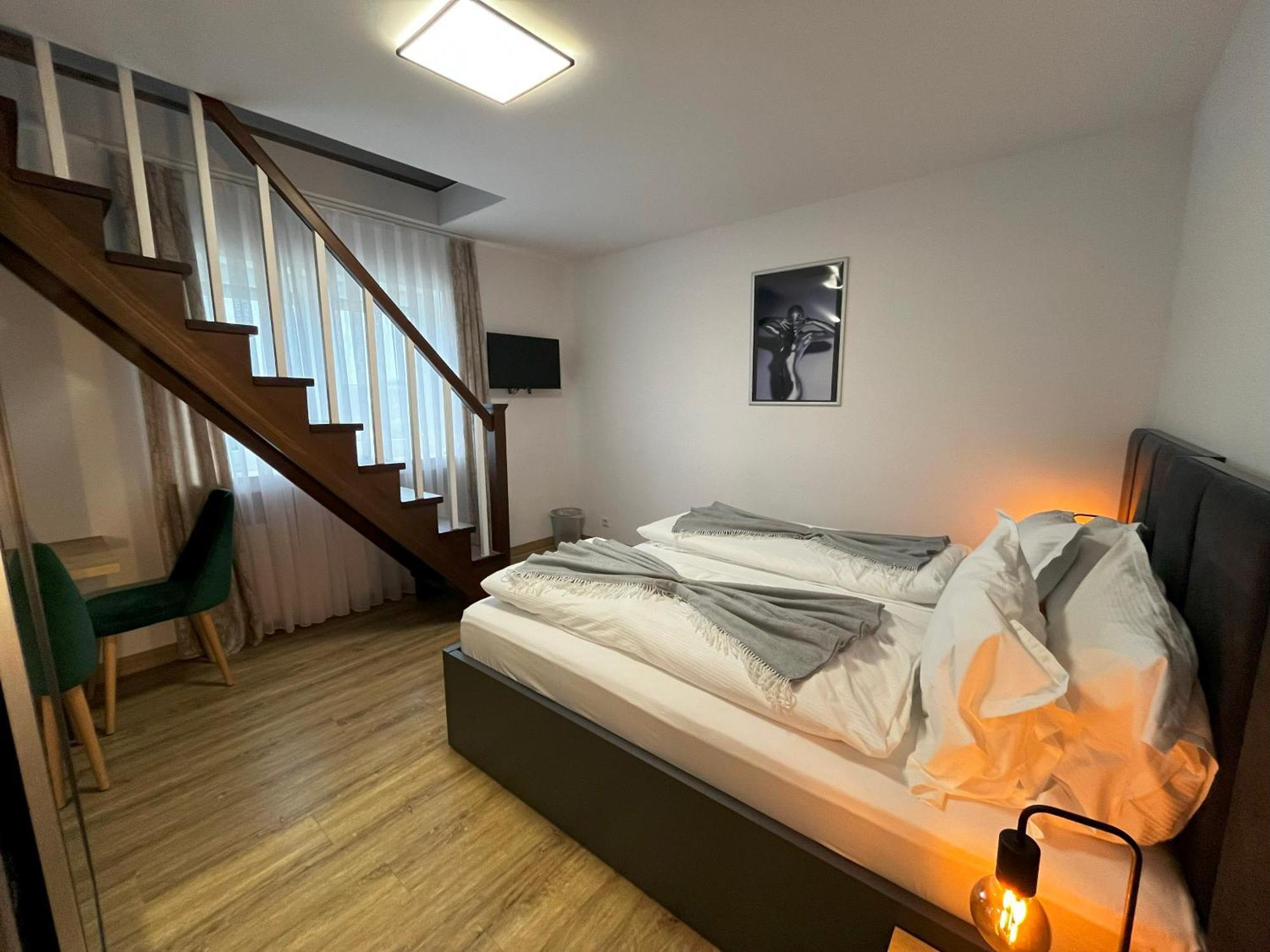 Haven Hotels - Hotel Dona Bergisch Gladbach Extérieur photo