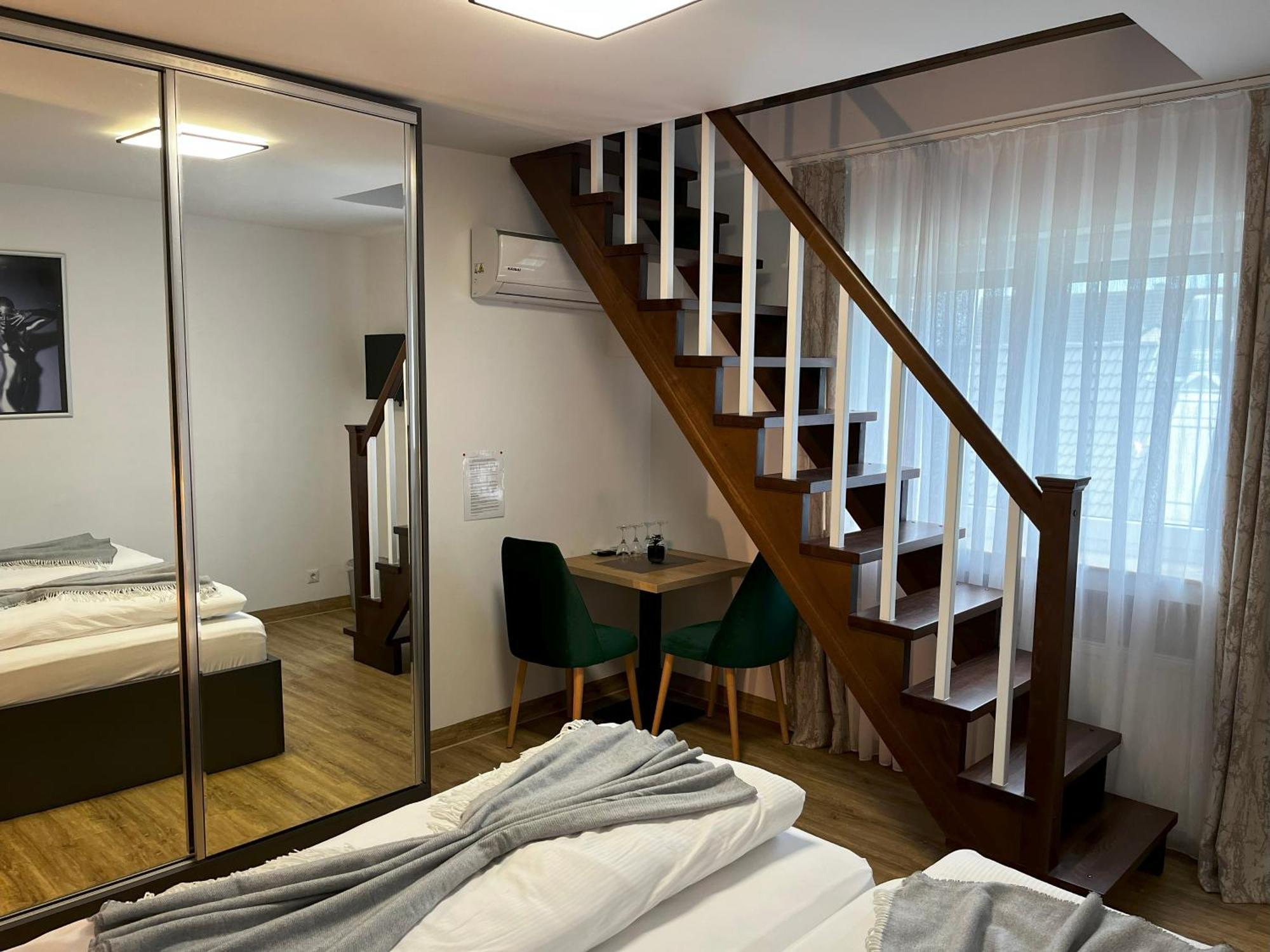 Haven Hotels - Hotel Dona Bergisch Gladbach Extérieur photo
