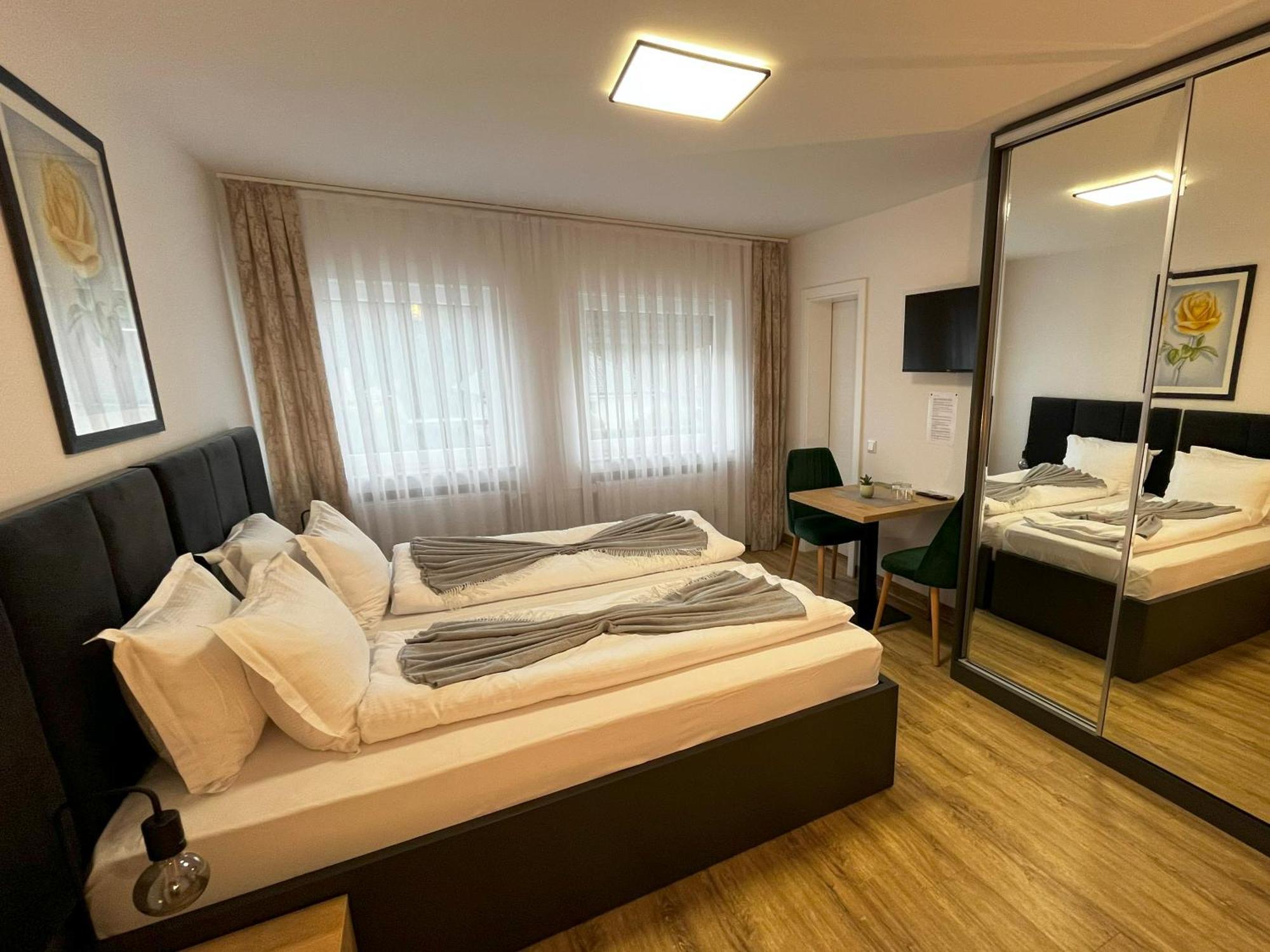Haven Hotels - Hotel Dona Bergisch Gladbach Extérieur photo