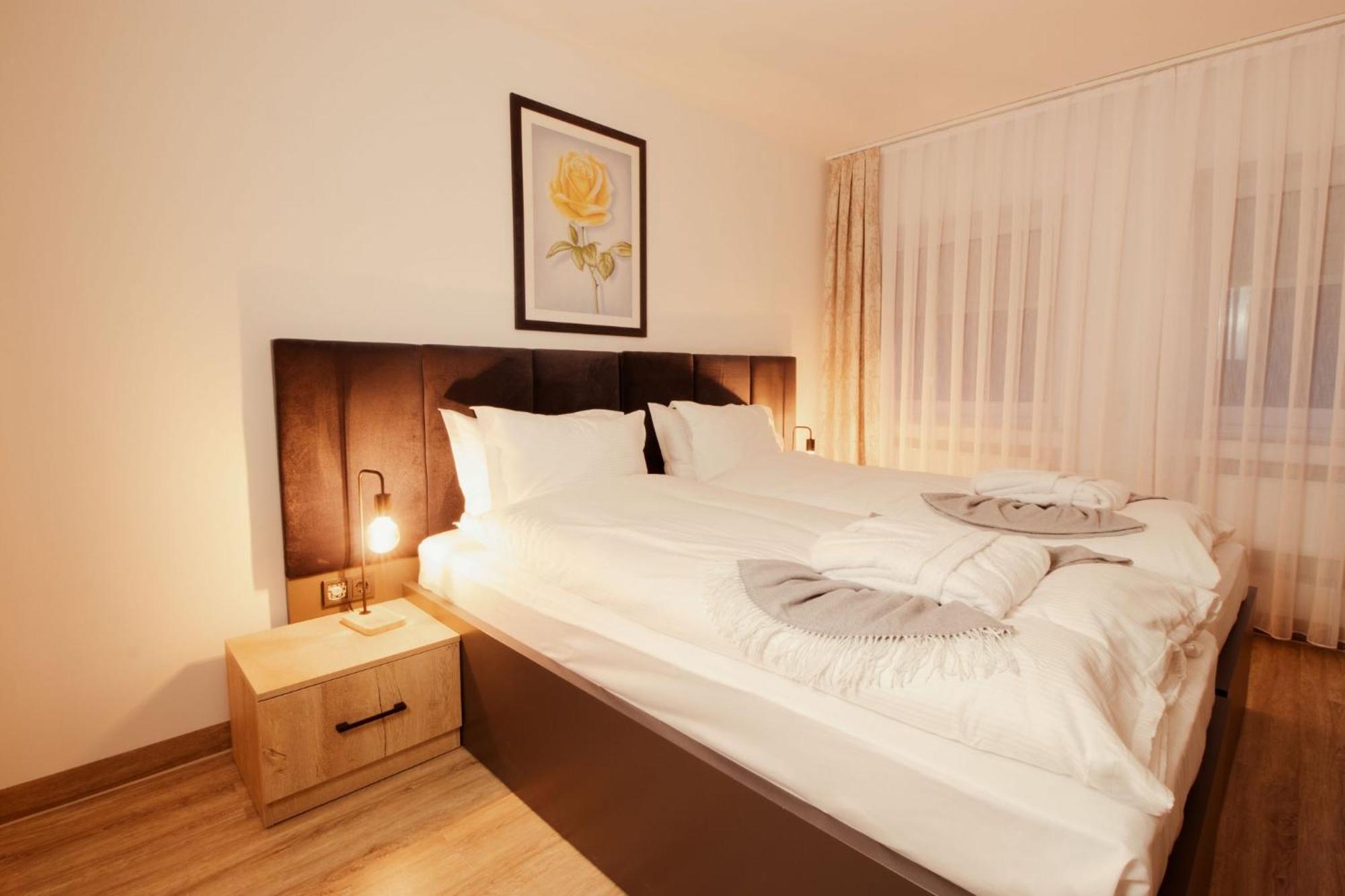 Haven Hotels - Hotel Dona Bergisch Gladbach Extérieur photo